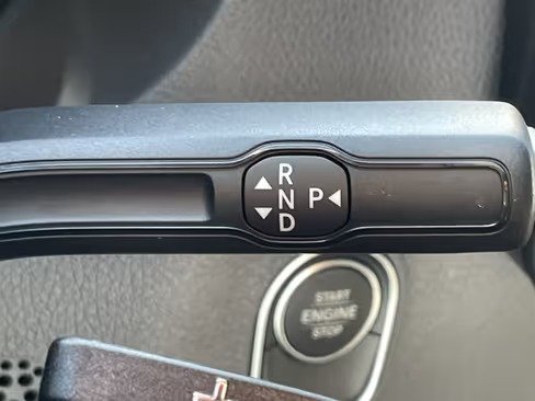 صورة السيارة