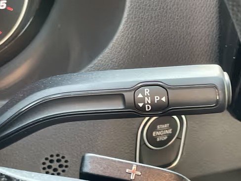 صورة السيارة