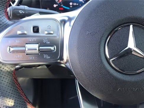 صورة السيارة