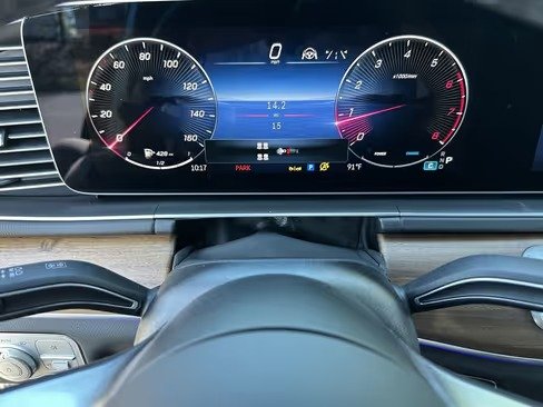 صورة السيارة