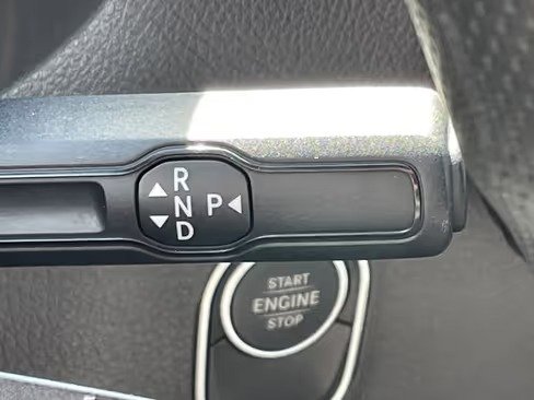 صورة السيارة