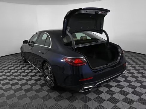 صورة السيارة