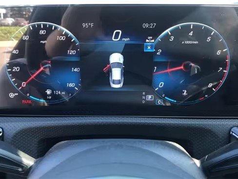 صورة السيارة