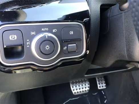 صورة السيارة