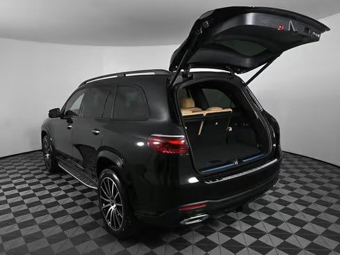 صورة السيارة