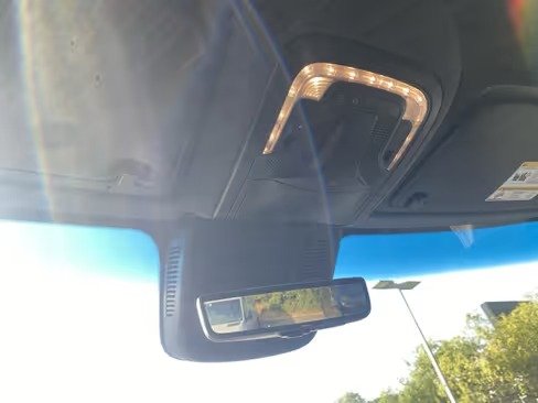 صورة السيارة