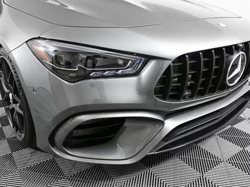 صورة السيارة