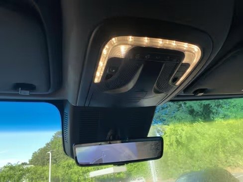 صورة السيارة