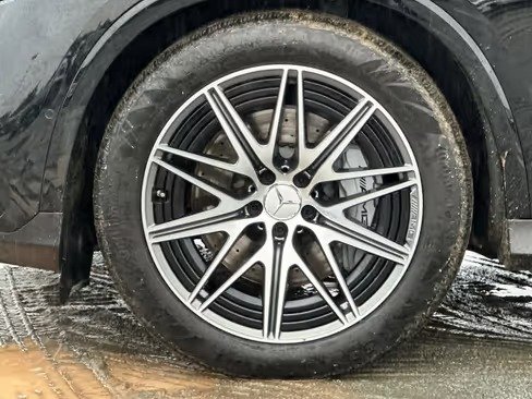 صورة السيارة