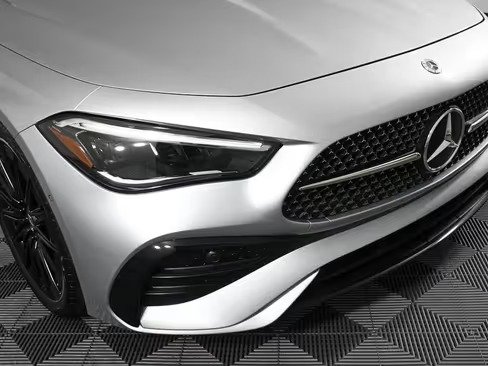 صورة السيارة