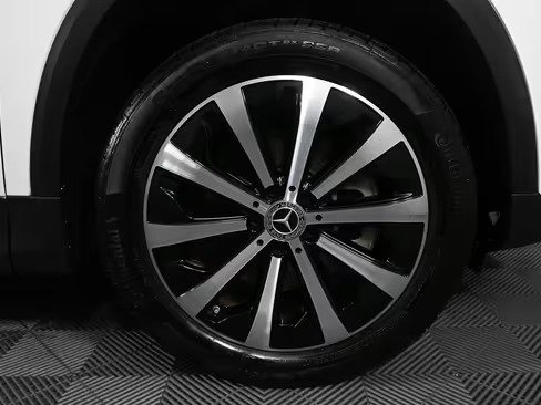 صورة السيارة