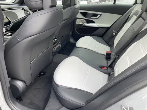 صورة السيارة