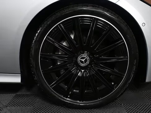 صورة السيارة