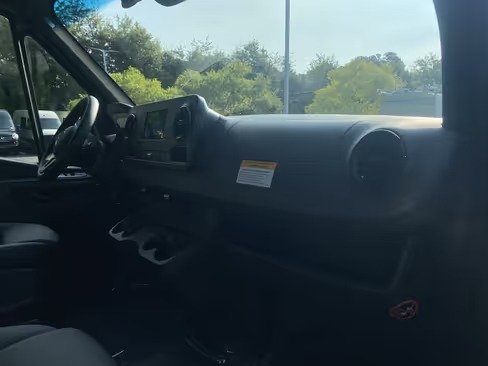 صورة السيارة