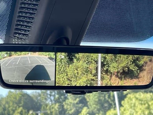 صورة السيارة