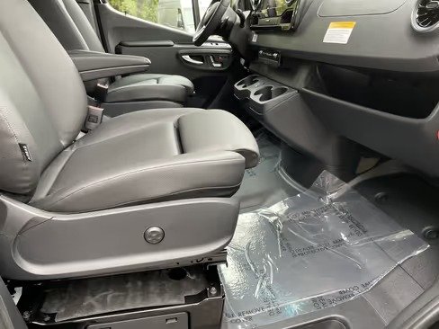 صورة السيارة