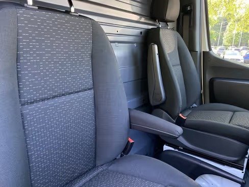 صورة السيارة