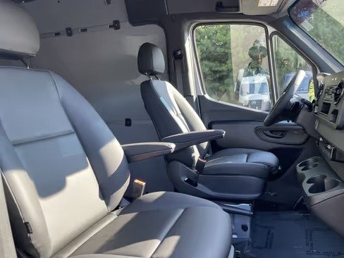 صورة السيارة