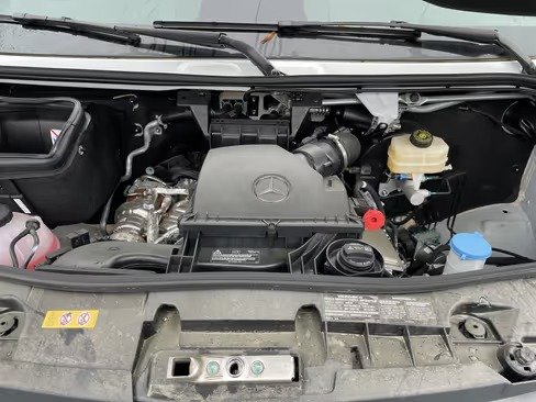 صورة السيارة