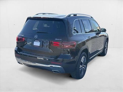 صورة السيارة