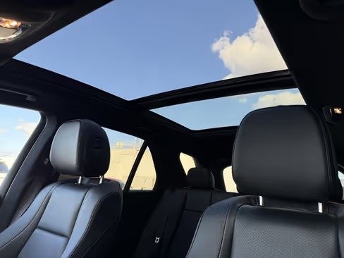 صورة السيارة