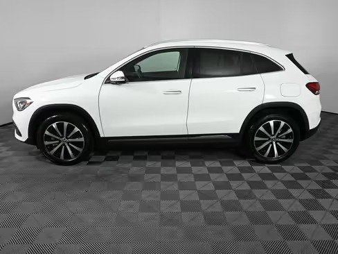 صورة السيارة