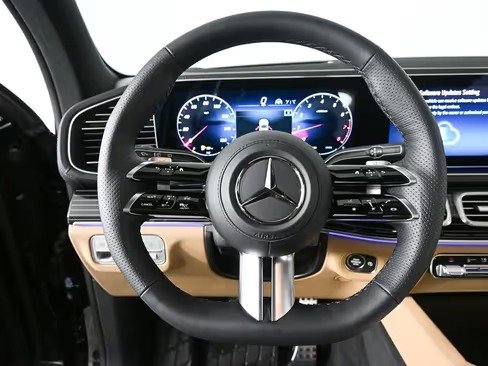 صورة السيارة