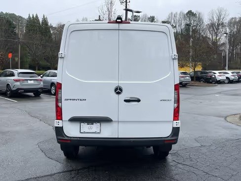 صورة السيارة