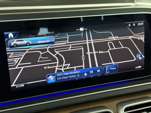 صورة السيارة