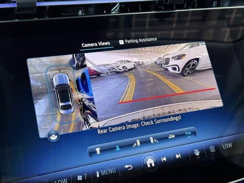 صورة السيارة