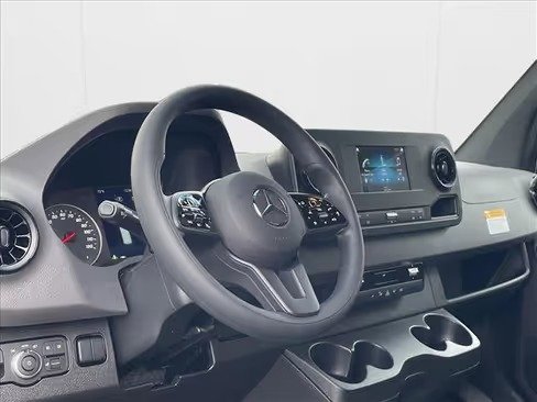 صورة السيارة