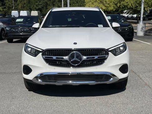 صورة السيارة