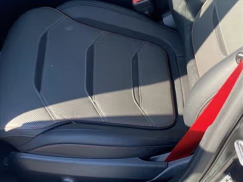 صورة السيارة