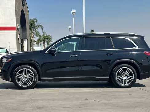 صورة السيارة