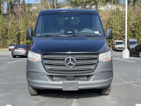 صورة السيارة