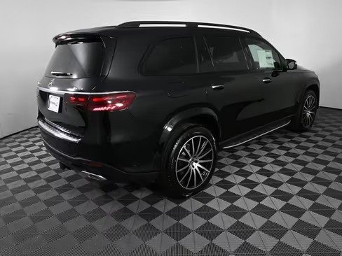 صورة السيارة