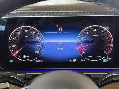 صورة السيارة