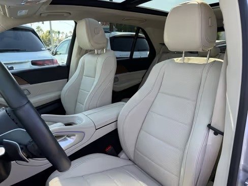 صورة السيارة