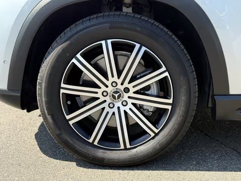 صورة السيارة