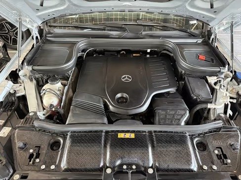 صورة السيارة