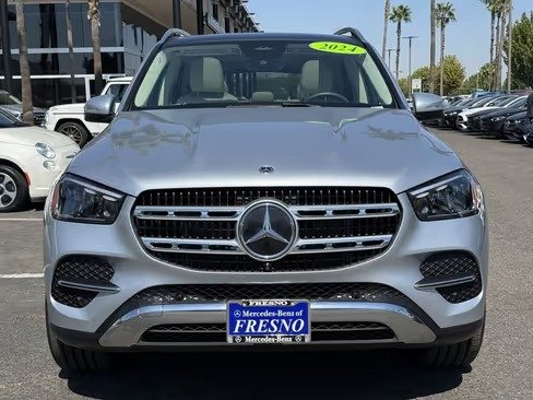 صورة السيارة