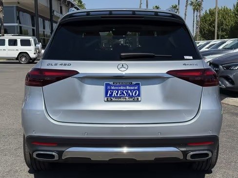 صورة السيارة