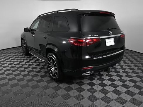 صورة السيارة