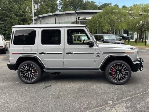 صورة السيارة