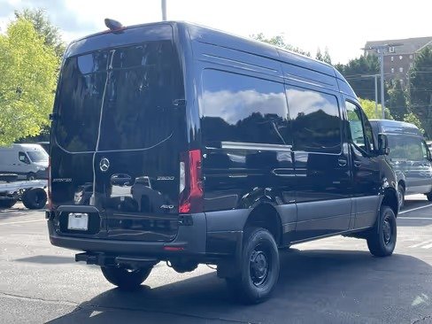 صورة السيارة