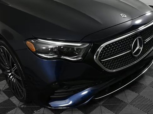 صورة السيارة