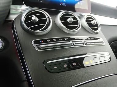 صورة السيارة