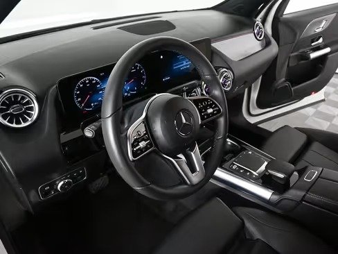 صورة السيارة