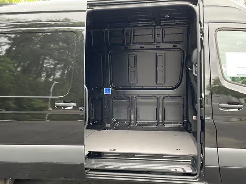 صورة السيارة