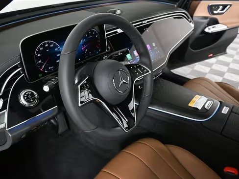 صورة السيارة